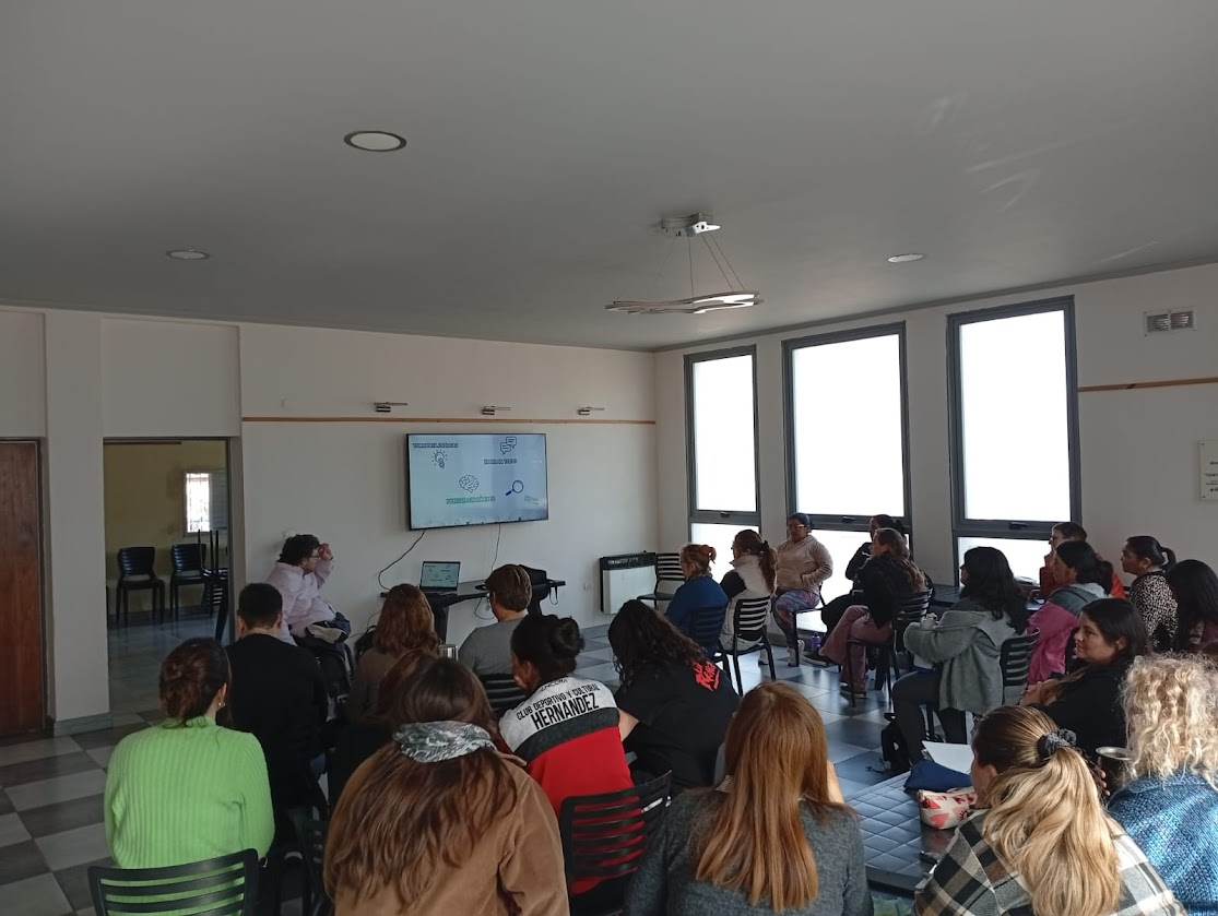 Club de Emprendedores: Curso Emprendedurismo, Municipios de Aranguren y Hernandez