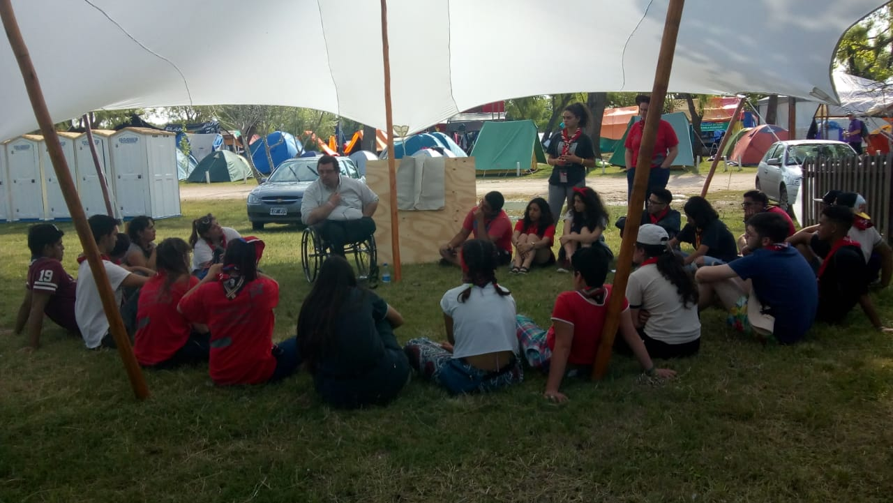 Rover Moot Scouts Interamericano: taller sobre trabajo en equipo y liderazgo